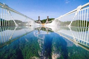 ガラス橋