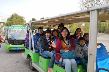 現地専門ガイド