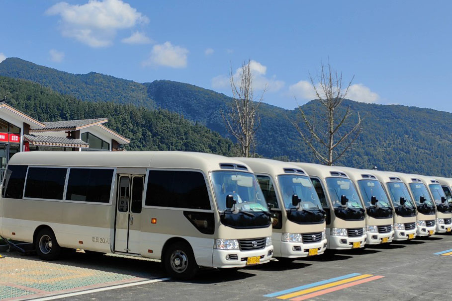 張家界の観光名所へのアクセス