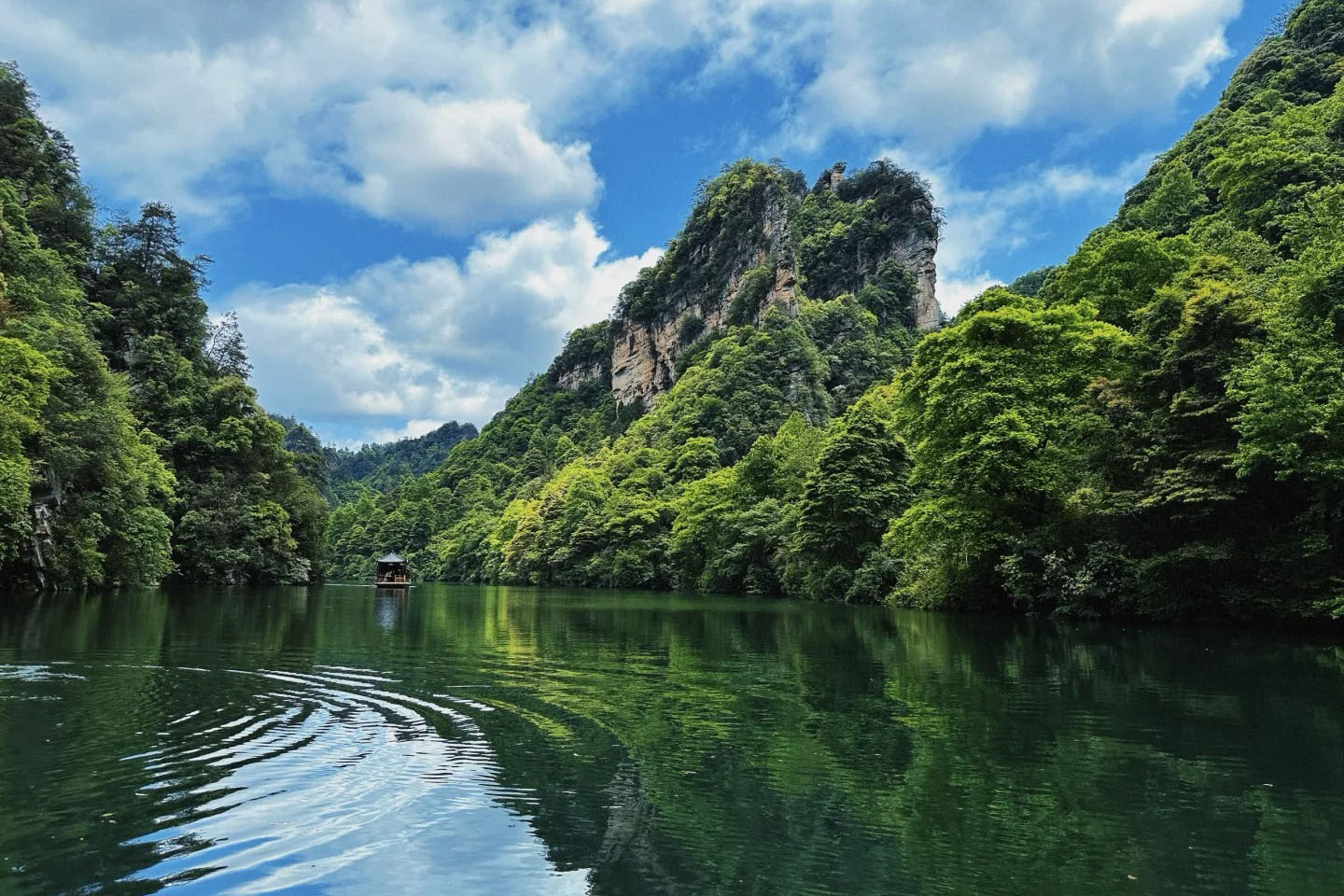 張家界の春：美しさと冒険の季節
