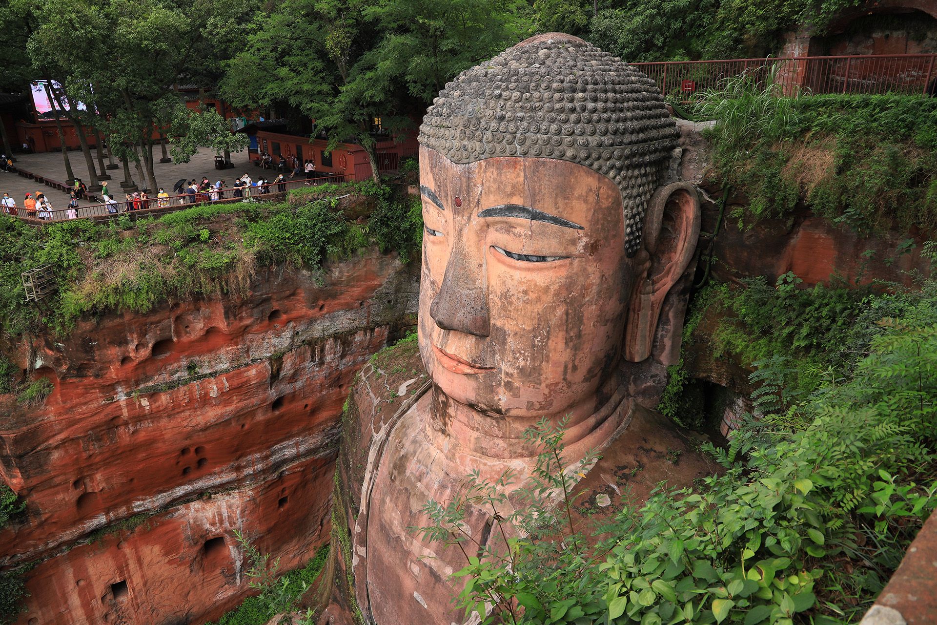 楽山大仏の美しさ