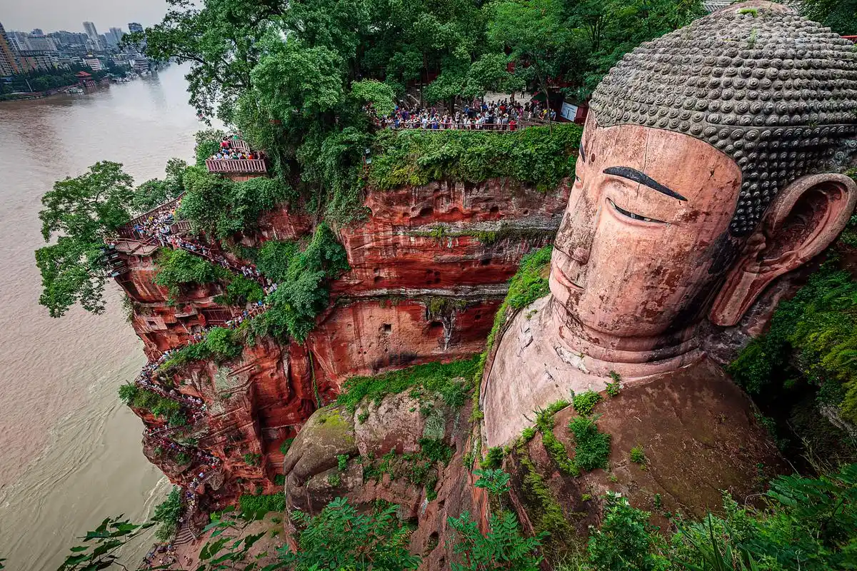 楽山大仏の旅行