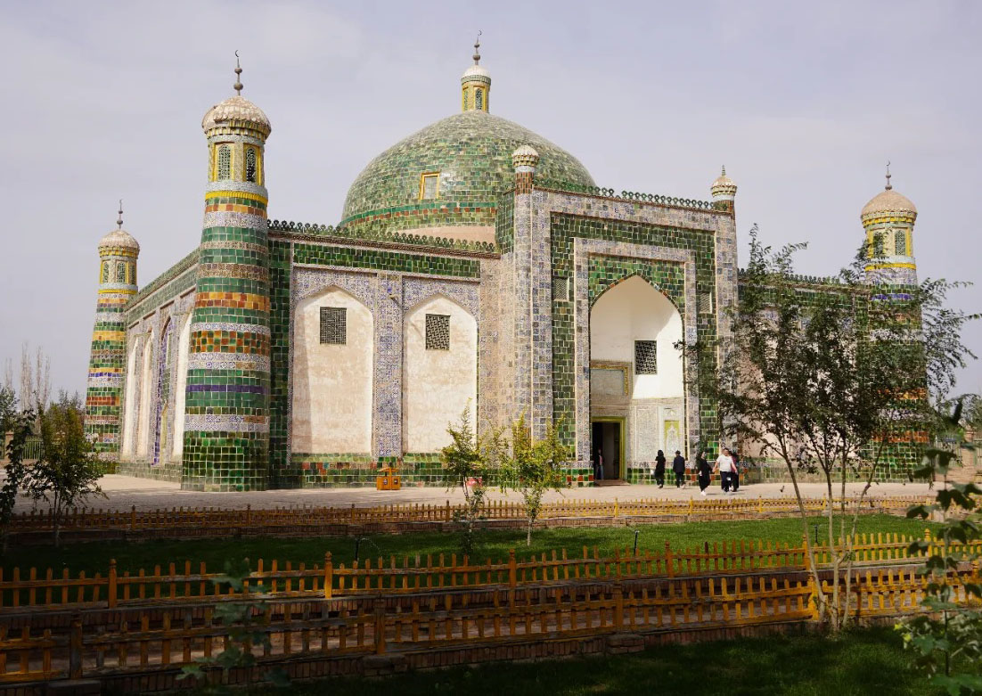 2025年最新カシュガル周辺観光の絶景スポット香妃園