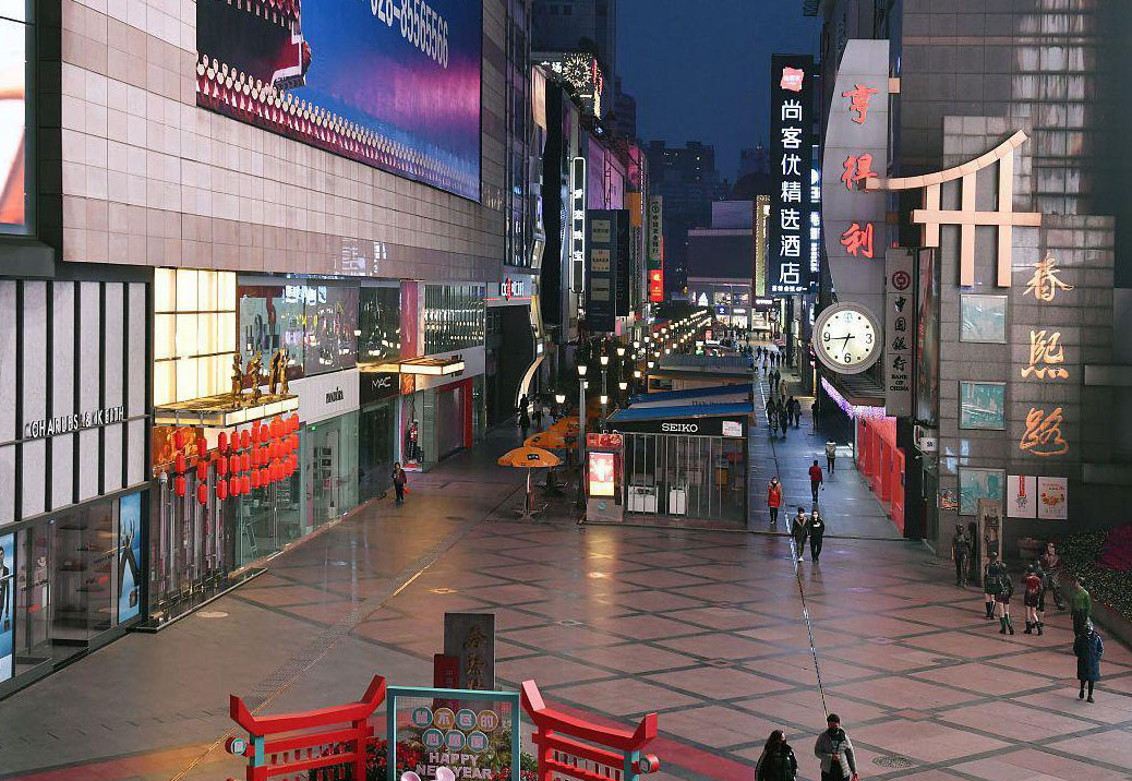 冬の成都観光：春熙路