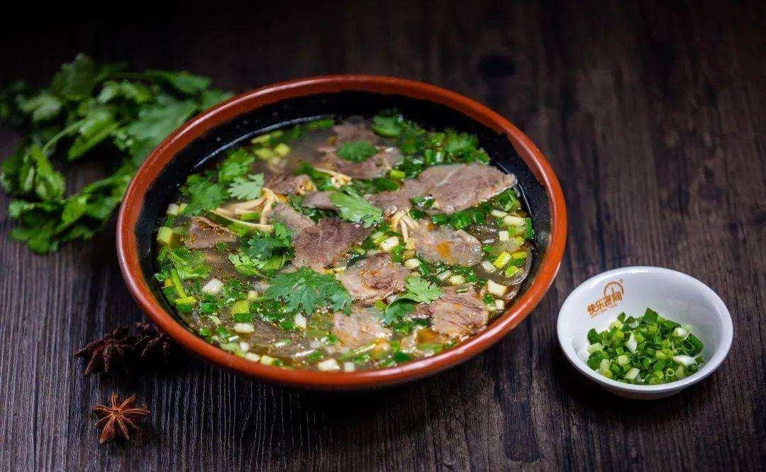 牛肉湯 – 洛陽観光に来たら一度は食べたい名物