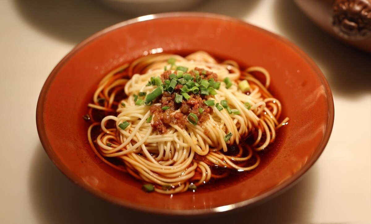 担担麺の食べ方と作り方